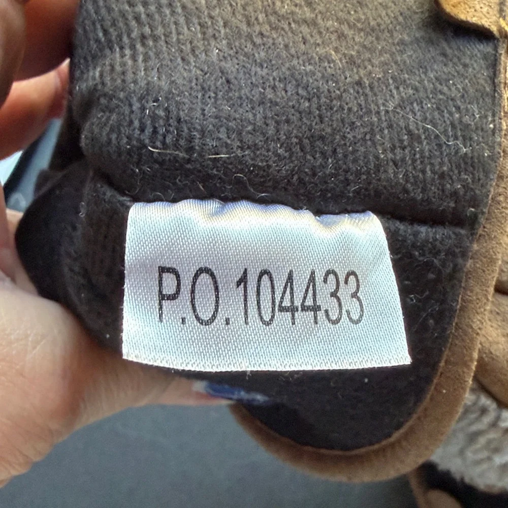 Carhartt Fleece Sherpa Gloves in Beige Size Large